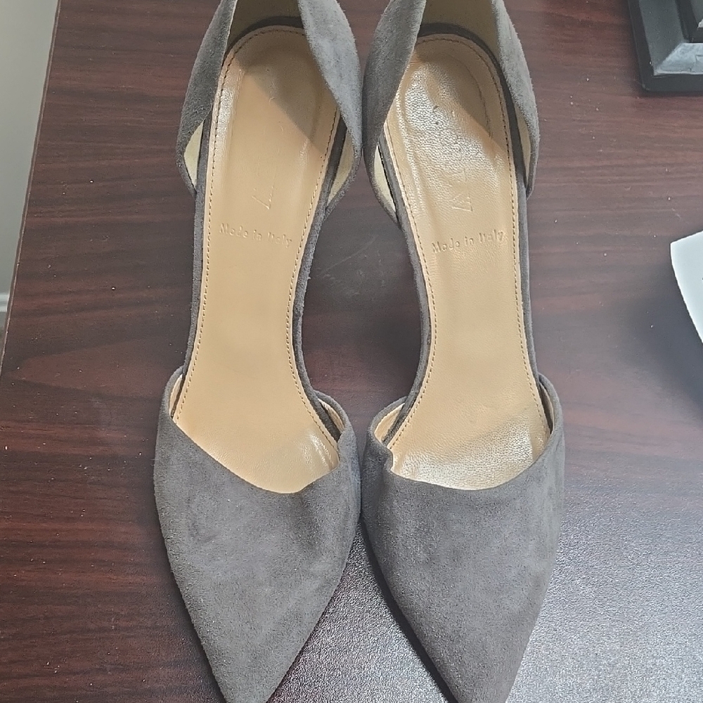 Gray Stiletto Heels with Pointed Toe and Suede Finish